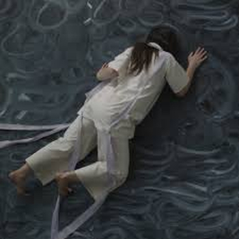 NADINE BYRNE - Dreaming Remembering